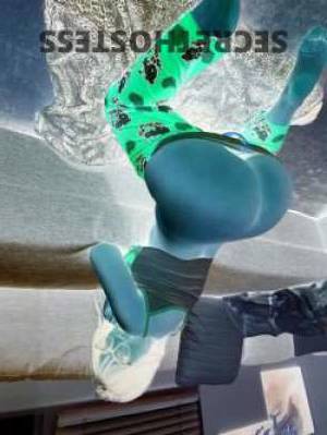30 year old Escort in Sydney How to book a genuine experience with two girls