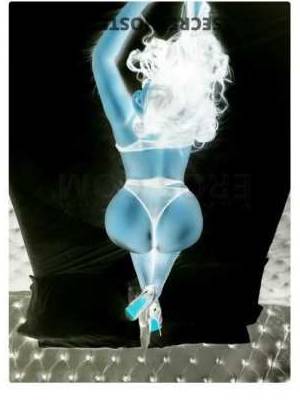 25 year old Escort in Des Moines IA Unforgettable Nights with a Sexy and Classy Girl - Available