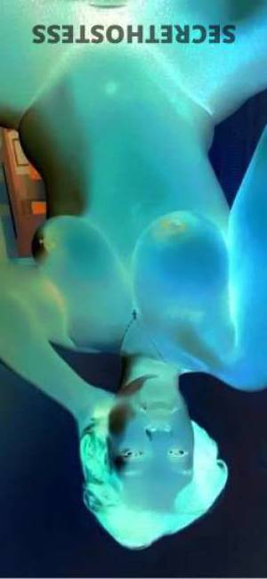 22 year old Escort in Dayton OH Available Now! Squirting Diamond, Sweet as Honey - Text or 