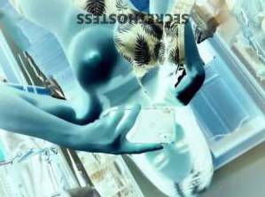 21 year old Escort in Gold Coast Flirty and Naughty Erotic Companion - Jessicaxxxx-xxx-xxx