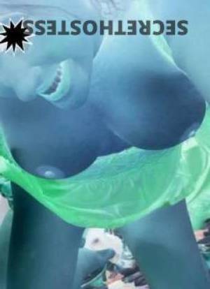 24 year old Asian Escort in Hobart Sensual Aussie Babe Kim's Erotic Escort Services 