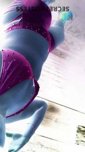Madem 31Yrs Old Escort 147CM Tall Milwaukee WI Image - 2