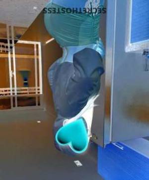 24 year old Latino Escort in Chicago IL Horny and Ready for Fun Hot Latina Available Now