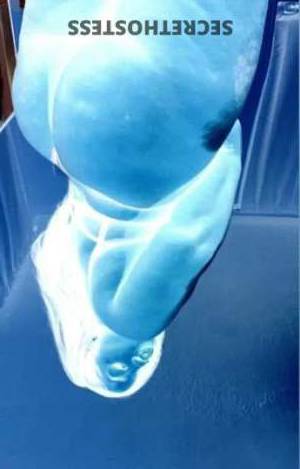25 year old Escort in Edmonton Unleash Your Wildest Fantasies with a Buxom Sexy Nubian 