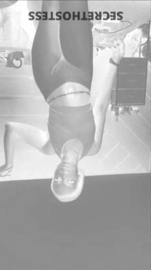 25 year old Escort in Des Moines IA Let's Make Memories Fetish-Friendly, Open-Minded Beauty