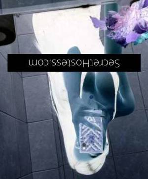 23 year old Japanese Escort in Ashgrove Brisbane Japanese Beauty Sandy Petite Size 7 Curvy Body, Heavenly 