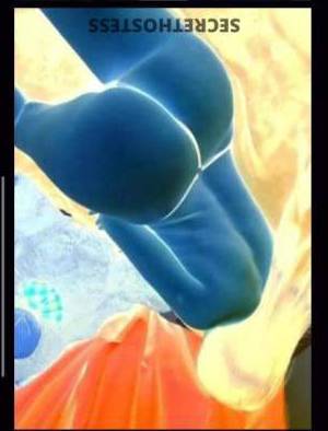 23 year old Latino Escort in Bronx NY Experience Fantasy Fulfillment with a Horny Latina in Gun 