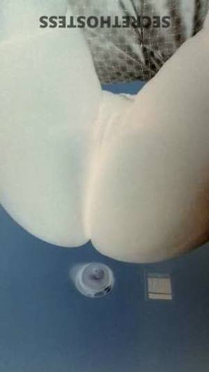 27 year old Escort in Memphis TN I Am Juicy Ma, A Horny Little Slut Who Loves To Party