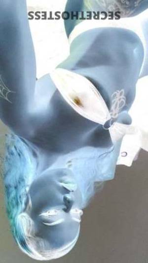 26 year old Escort in Houston TX Luna Playful and Sophisticated VIP Escort in Houston, TX | 