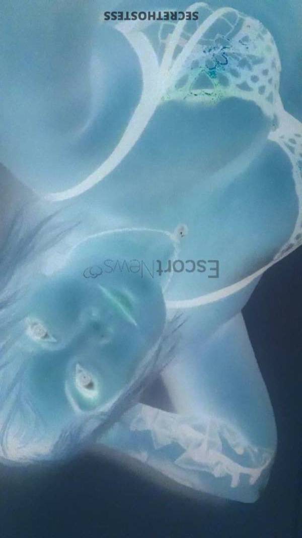 42Yrs Old Escort Size 14 70KG 157CM Tall Central Nth Island Image - 4