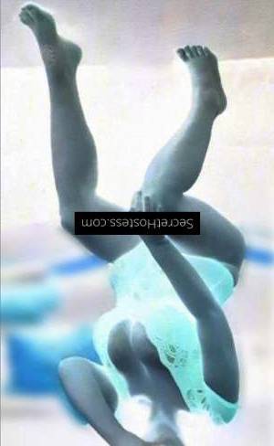 21 year old Escort in Perth Danni Captivating Brunette with a Tempting hourglass figure 