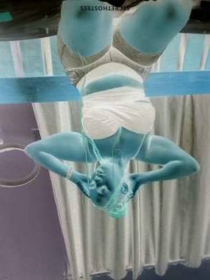 24 year old African Escort in Embu Allow me to introduce myself. I am TATY, the voluptuous and 