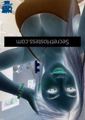 24 year old Japanese Escort in Gold Coast Hey, Sexy Lovers! Escape the Grind and Tension with Angela 