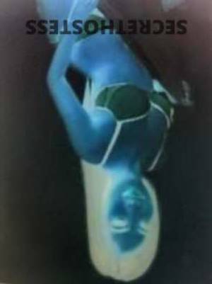 24 year old Taiwanese Escort in Kuluin Sunshine Coast Taiwanese Girl on the Sunshine Coast Experience the 