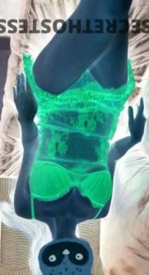 25 year old Escort in Melbourne The Ultimate Treat Bianca, Your One-Stop Shop for Sinful 