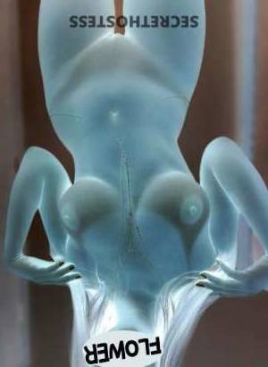 27 year old Cambodian Escort in Santa Maria CA Unleash Your Wild Desires with a Sultry Cambodian Beauty