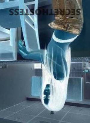 40 year old Escort in Adelaide ExperienceUnforgettable pleasure with a curvy and seductive 