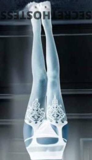 28 year old Escort in Wollongong Petite Brunette Babe Amelia Ultimate Fantasy Come True