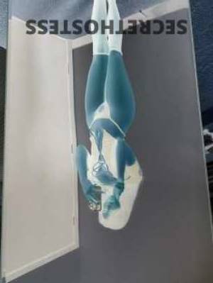 25 year old Escort in Sunbury Rockbank's Flirtatious Playmate Bess, Your Independent 