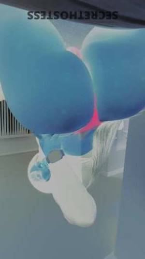 28 year old American Escort in College Station TX Hot and horny babe for anal pleasure, but not for "the 