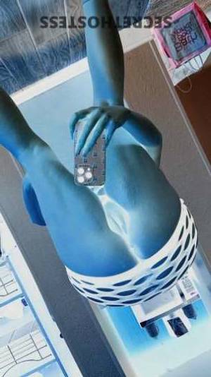 29 year old Escort in Charlotte NC Unleash Your Wildest Desires with a Seductive Companion I&#