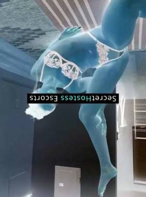 24 year old Latino Escort in Los Angeles CA Horny Latina MILF Eager to Please Steamy BBBJ and BBBFS 