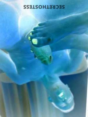 25 year old Latino Escort in Bradenton FL Welcome back, baby! It's Melina, your all-time favorite