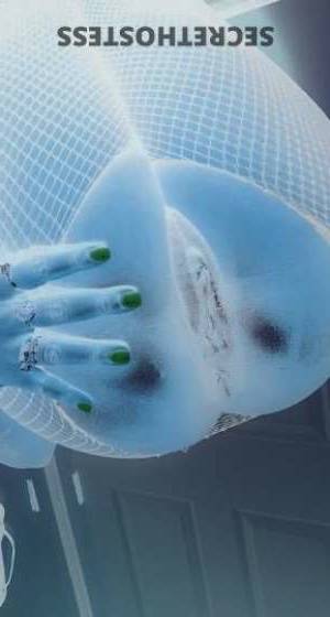 23 year old Escort in Cincinnati OH Indulge inUnforgettable Pleasure with Rene, the Curvy 