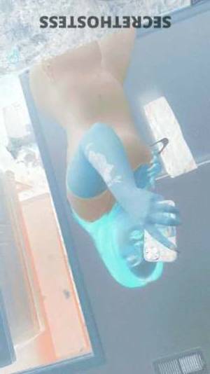 25 year old Escort in Kansas City MO The Ultimate Pleasure Awaits with Me Stunning Goddess and 
