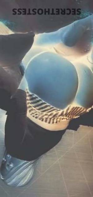 36 year old Escort in Cincinnati OH Get Ready for a Mind-Blowing Blowjob Experience with Miss 