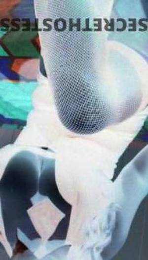 32 year old Asian Escort in Baskerville Perth Asian Hottie Abby for Heavenly Pleasures Ready to Drive You 