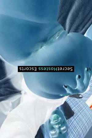 24 year old Escort in Los Angeles CA Unforgettable Encounter with a Sexy and Freaky Companion