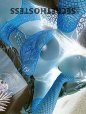 I Am Jenny - Sultry 22 Year Old Latin Office Lady with  in Mount Isa