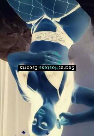 26 year old Turkish Escort in Istanbul Experience Unimaginable Pleasure with Sexy Arabian Escort in