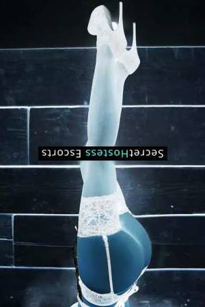 32 year old German Escort in Cologne Sarah The Flirtacious Femme Fatale Ready for Your Wildest 