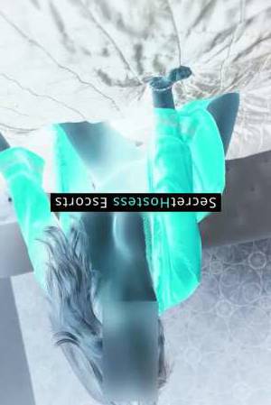 38 year old Colombian Escort in Valencia Experience Pure Pleasure Sofia, Your Stunning MILF and 