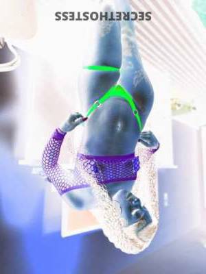 25 year old Escort in Fayetteville AR Contact La Morena Preciosa for a Delightful Late-Night Treat