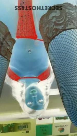 21 year old Escort in Santa Cruz CA Let's Indulge in Naughty Fun! Petite Ebony Playmate 