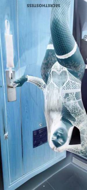 24Yrs Old Escort 168CM Tall Makassar Image - 14