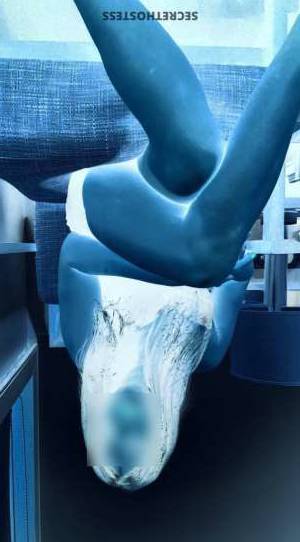 27 year old Indian Escort in Kolkata Meghna (Camshow Only