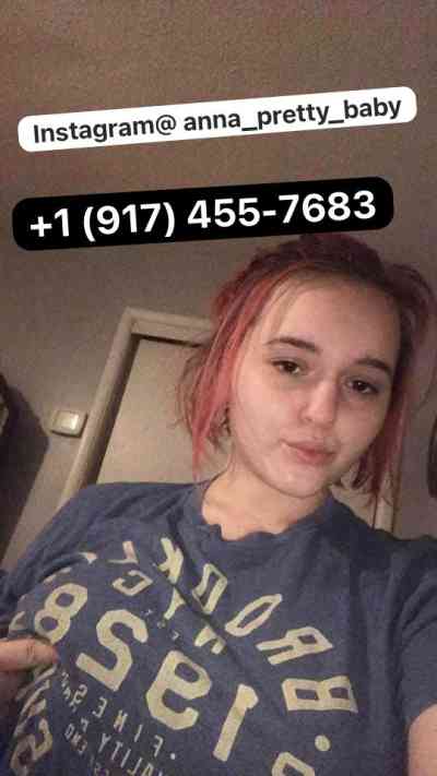 27 year old White Escort in Ottawa Erotic EnCOUNTER with a Petite & Playful Masseuse 