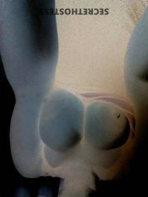 24 year old Caribbean Escort in Buffalo NY Hello, Gentlemen! Allow the Caribbean Queen to Introduce 