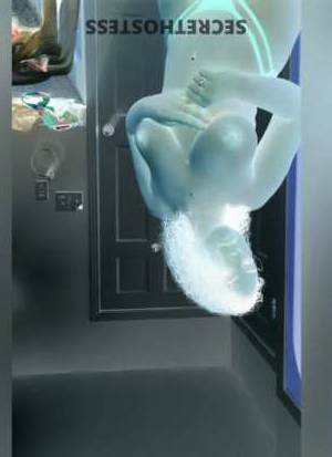 24 year old Escort in Stockton CA Mature and hot woman here to keep you happy. How's your