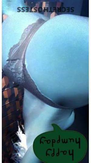 21 year old Escort in Tacoma WA The Ultimate Naughty Playmate - Experienced and Open-Minded 