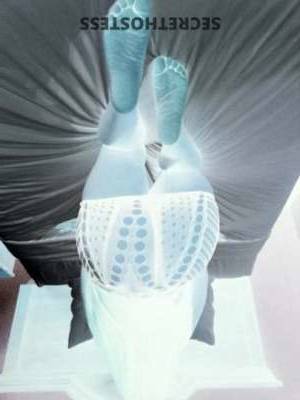 25 year old Escort in Bradenton FL Experience Pleasure Beyond Imagination with Lis - Your Curvy