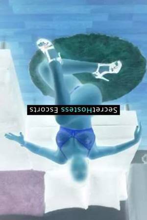 28 year old Thai Escort in Frankfurt am Main Indulge in a Sensual Experience with a VIP Escort in 