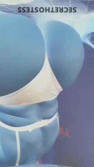 24 year old Escort in Reno NV Hey babe, let's play! I'm Sky, a voluptuous hottie