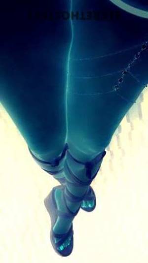 28 year old Escort in Cincinnati OH Torrid and Horny Redhead Curvy Bombshell - Juicy Booty and 