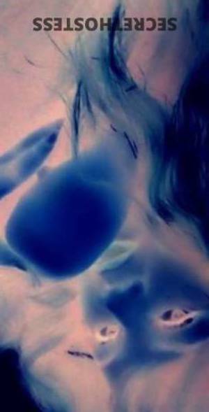 juicy 22Yrs Old Escort Milwaukee WI Image - 3