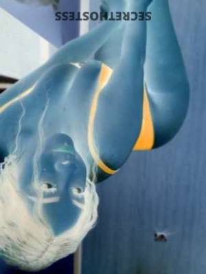 26 year old Escort in Cincinnati OH Sweetest Guilty Pleasure Brunette Beauty for VIP Indulgence